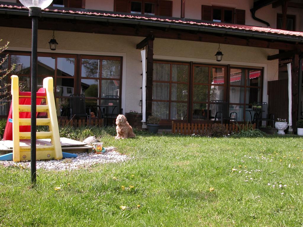 Hotel-Restaurant Zum Hirschhaus Inklusiv Chiemgaukarte Ruhpolding Bagian luar foto